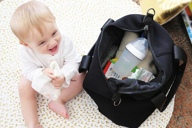 How to Pack a Diaper Bag: 8 Must-Have Tips to Help Keep Things Organized